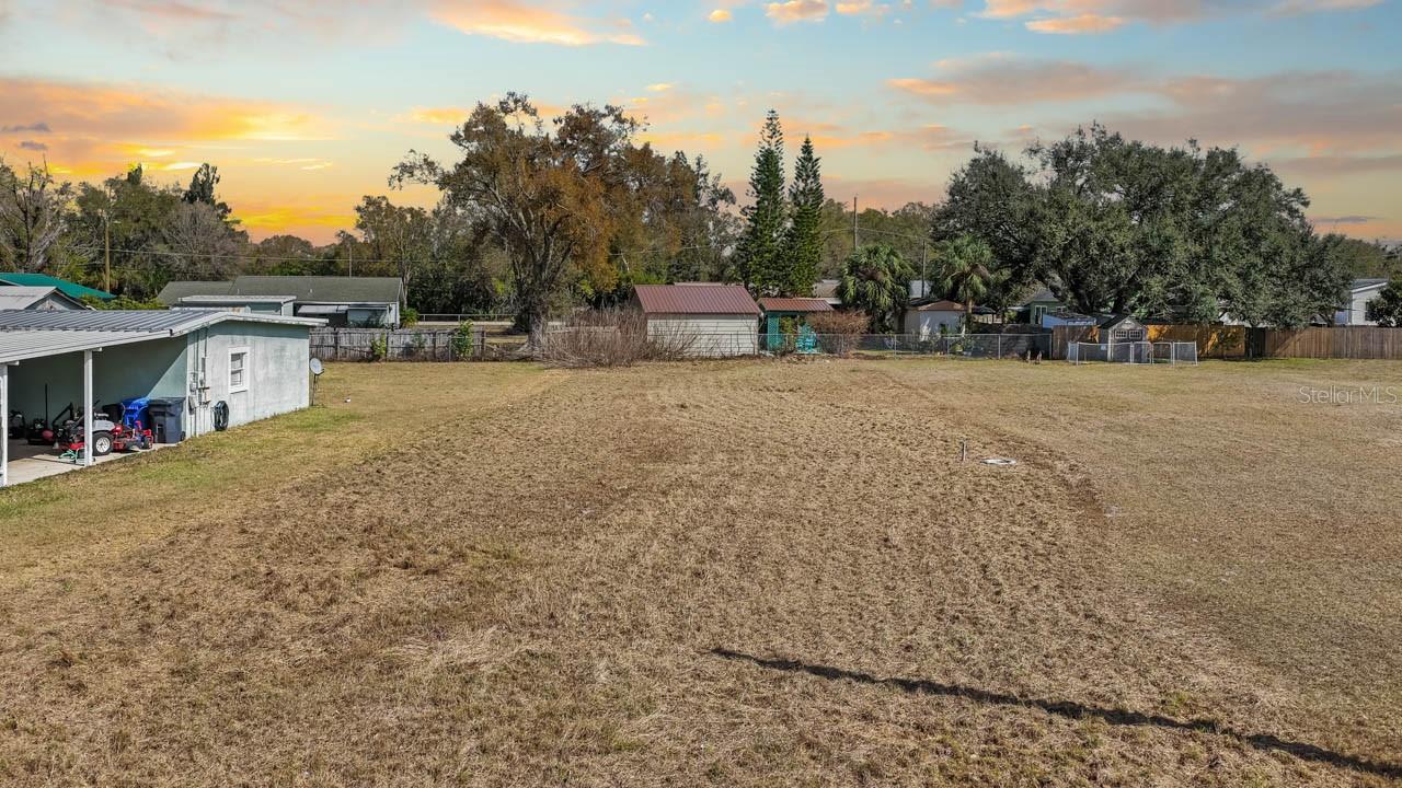 Image 9 of 19 For 910 Lytle St Sw