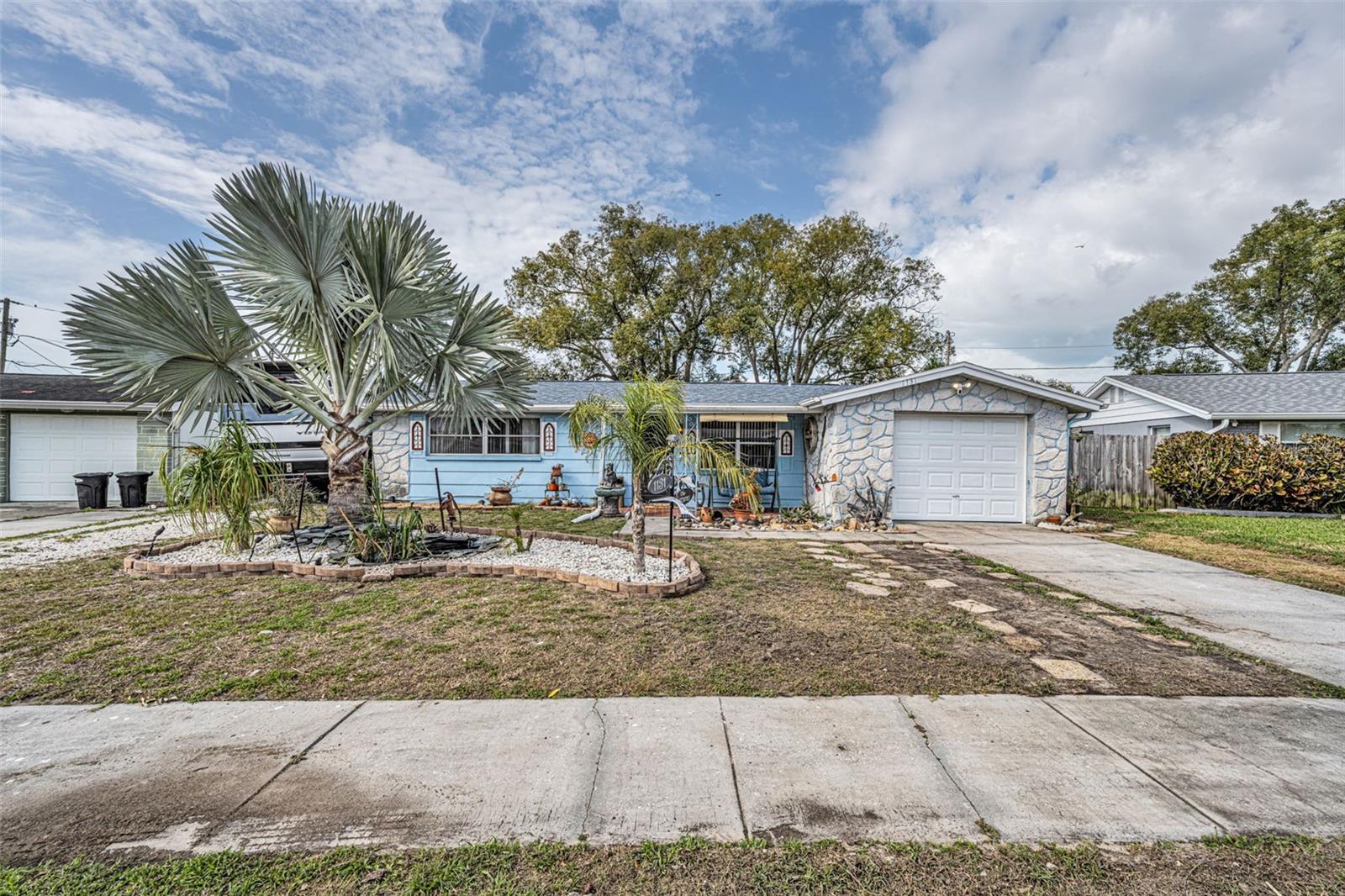 Details for 1131 Royalwood Drive, HOLIDAY, FL 34690