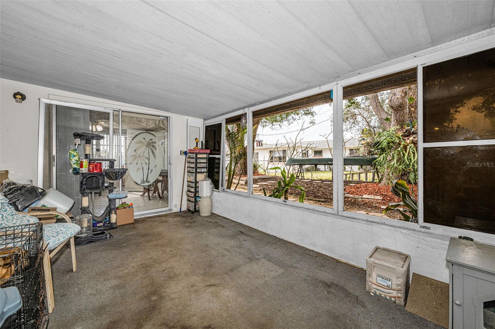 Image 34 of 44 For 1131 Royalwood Drive