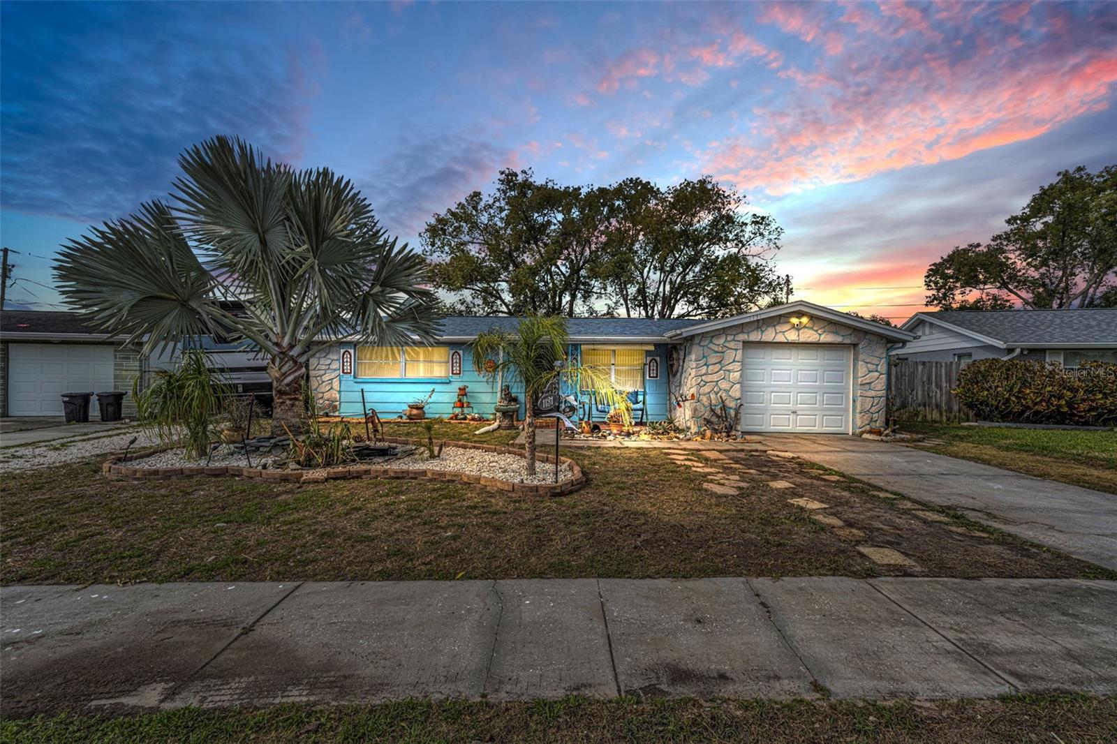 Image 43 of 44 For 1131 Royalwood Drive