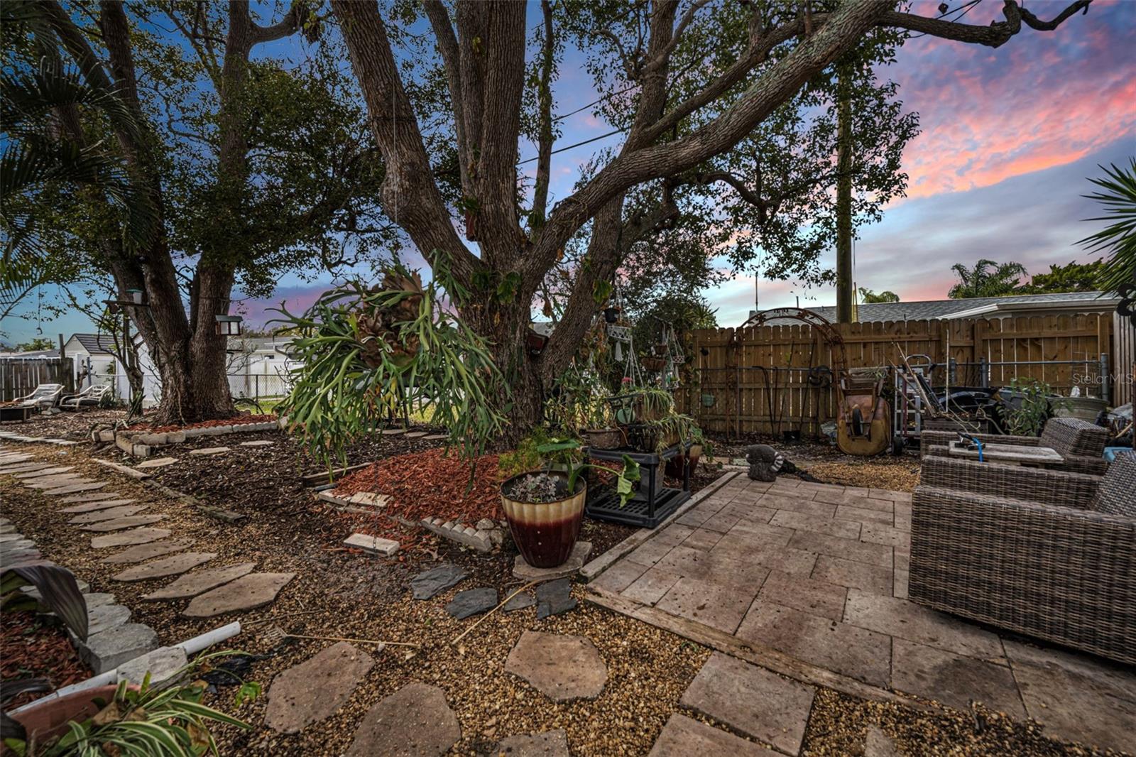 Image 44 of 44 For 1131 Royalwood Drive