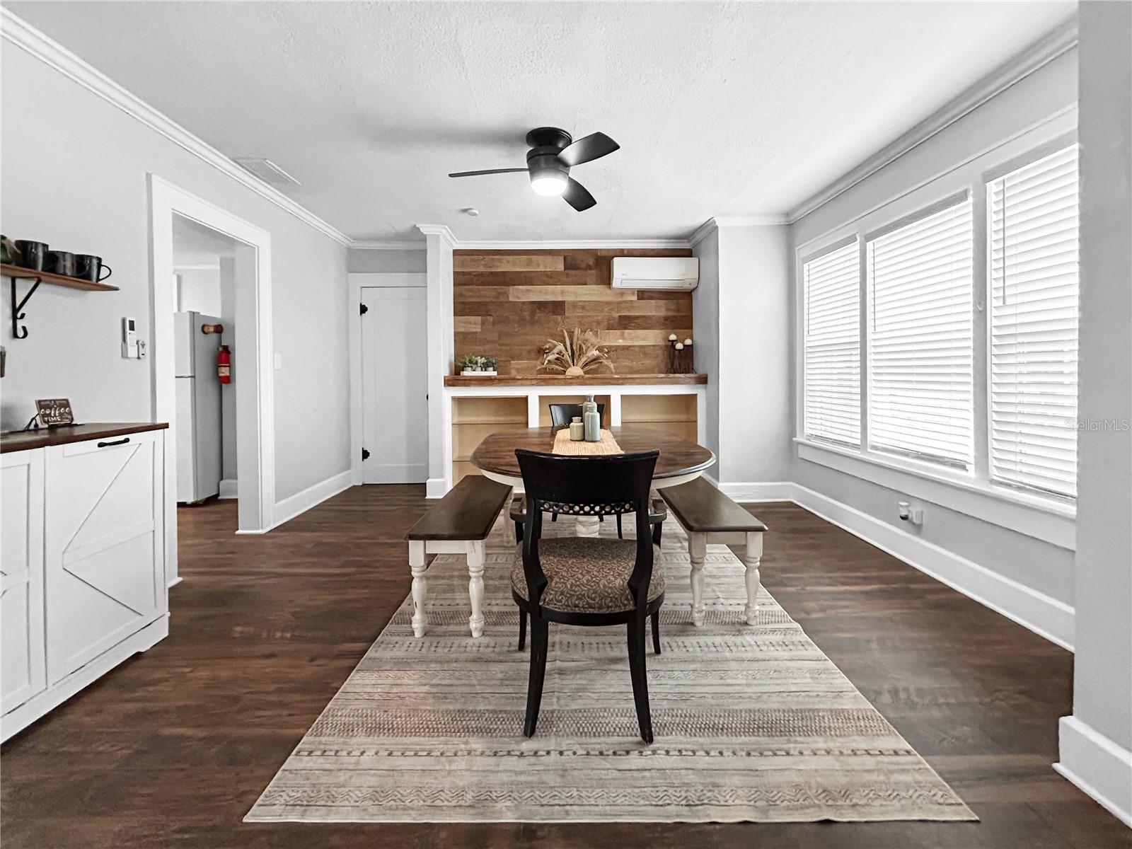 Image 12 of 59 For 626 37th Avenue S