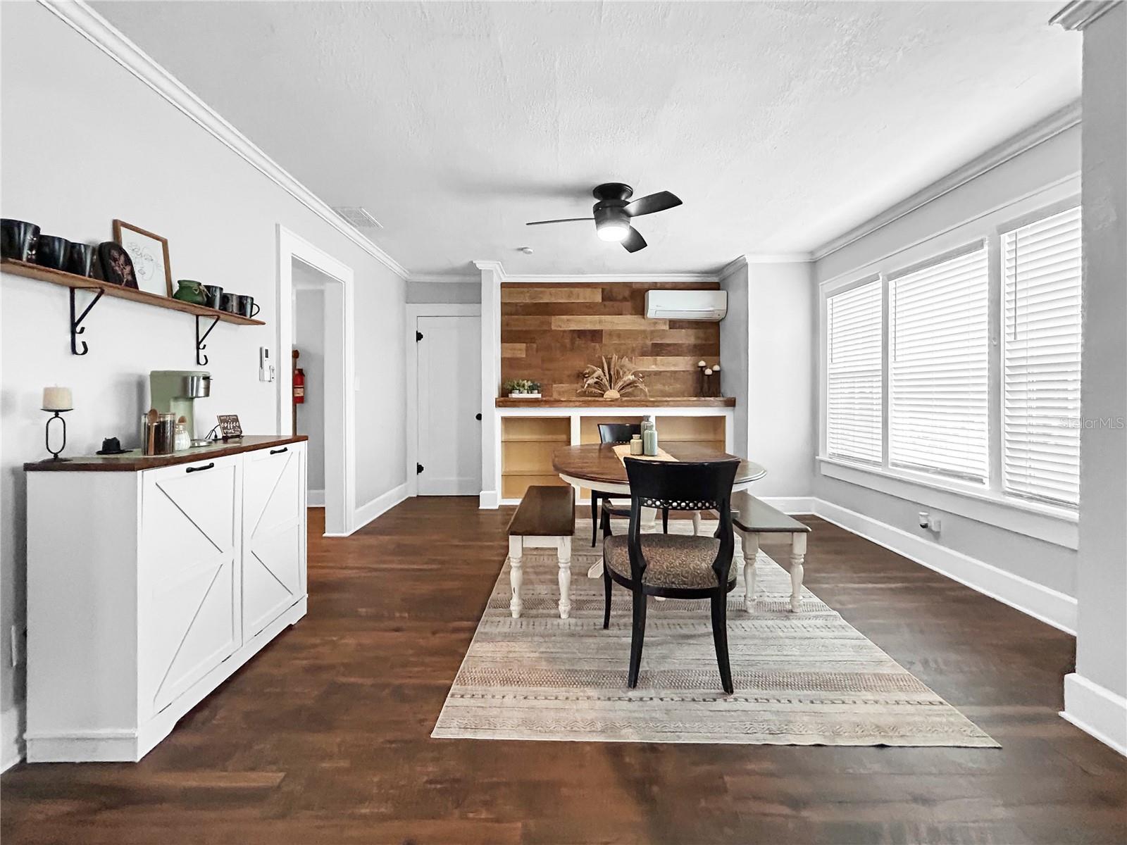 Image 13 of 59 For 626 37th Avenue S