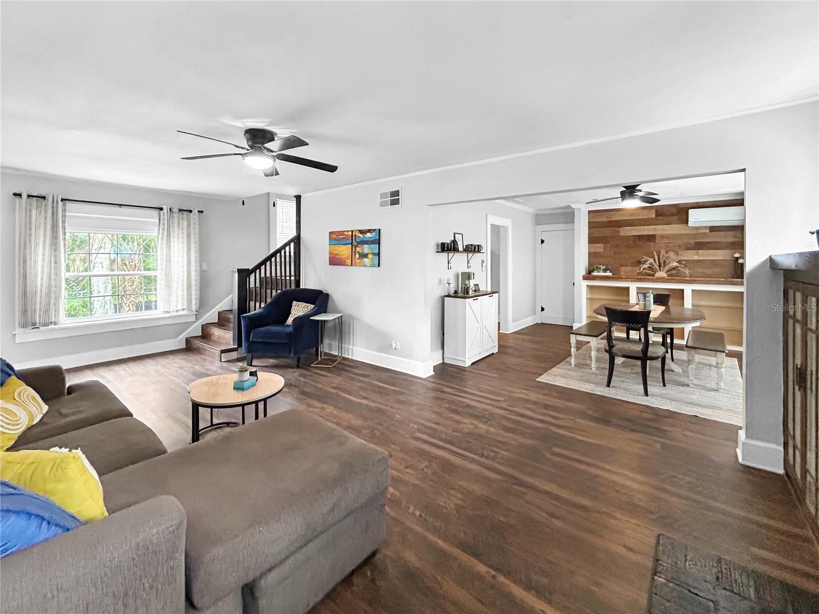 Image 15 of 59 For 626 37th Avenue S