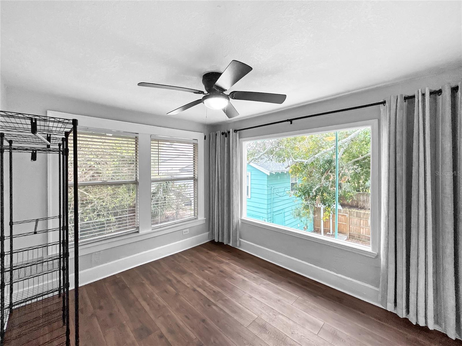 Image 27 of 59 For 626 37th Avenue S