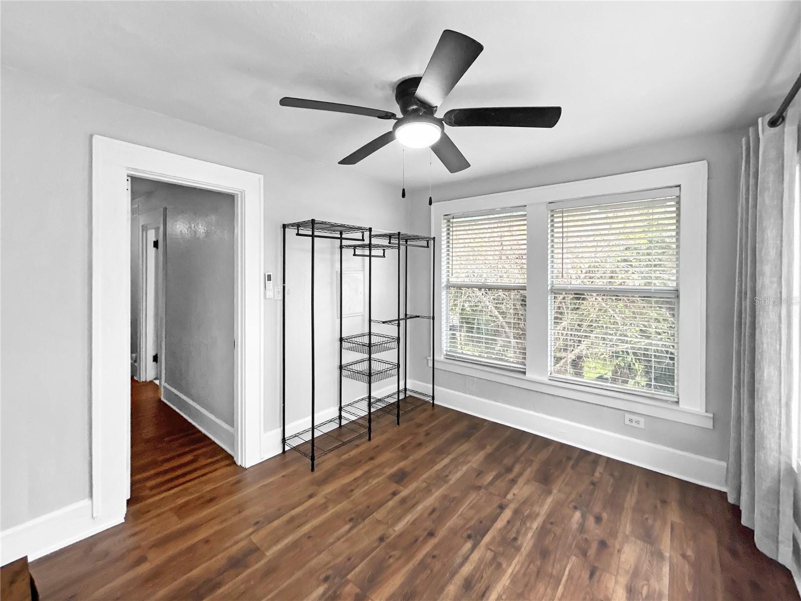 Image 28 of 59 For 626 37th Avenue S