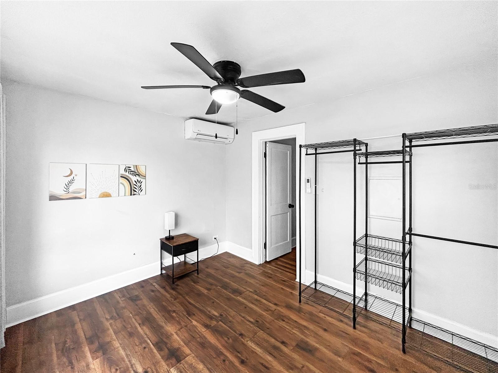 Image 32 of 59 For 626 37th Avenue S