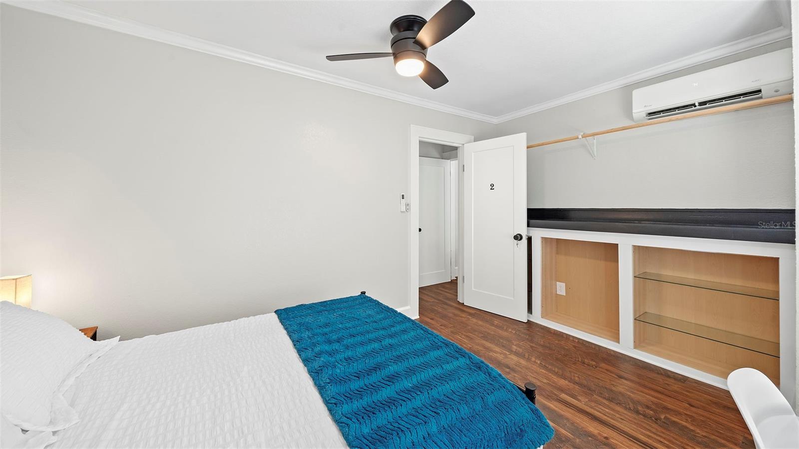 Image 37 of 59 For 626 37th Avenue S