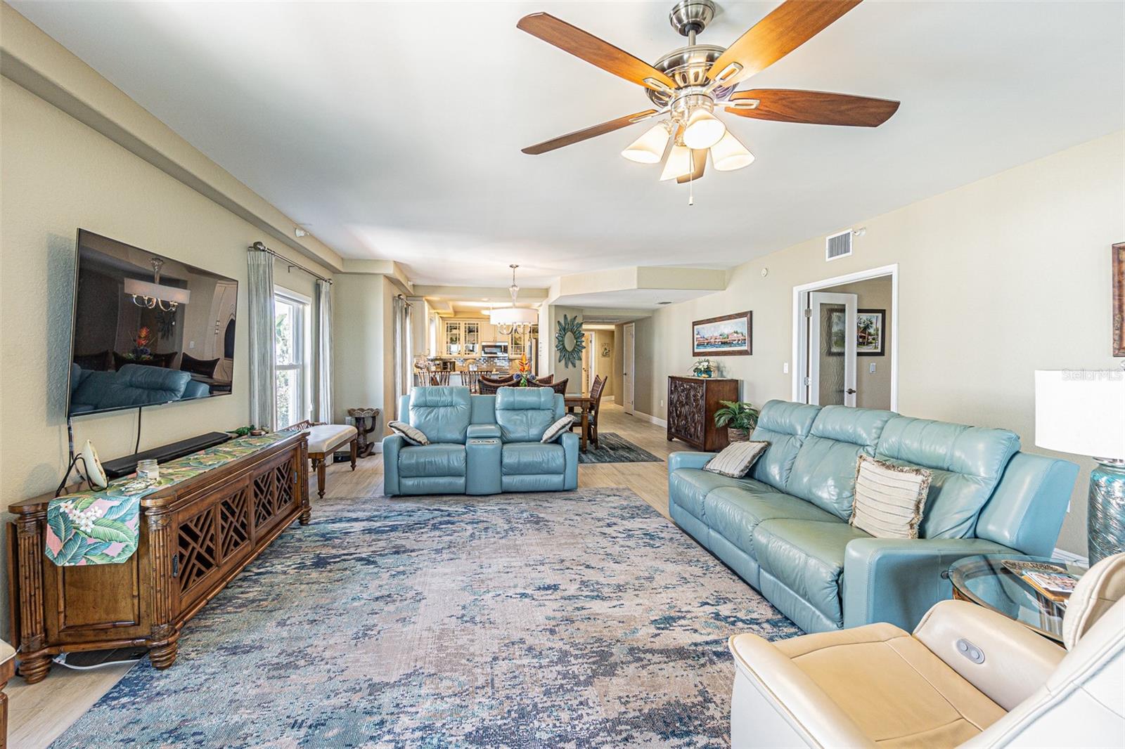 Image 9 of 42 For 200 121st Avenue 304