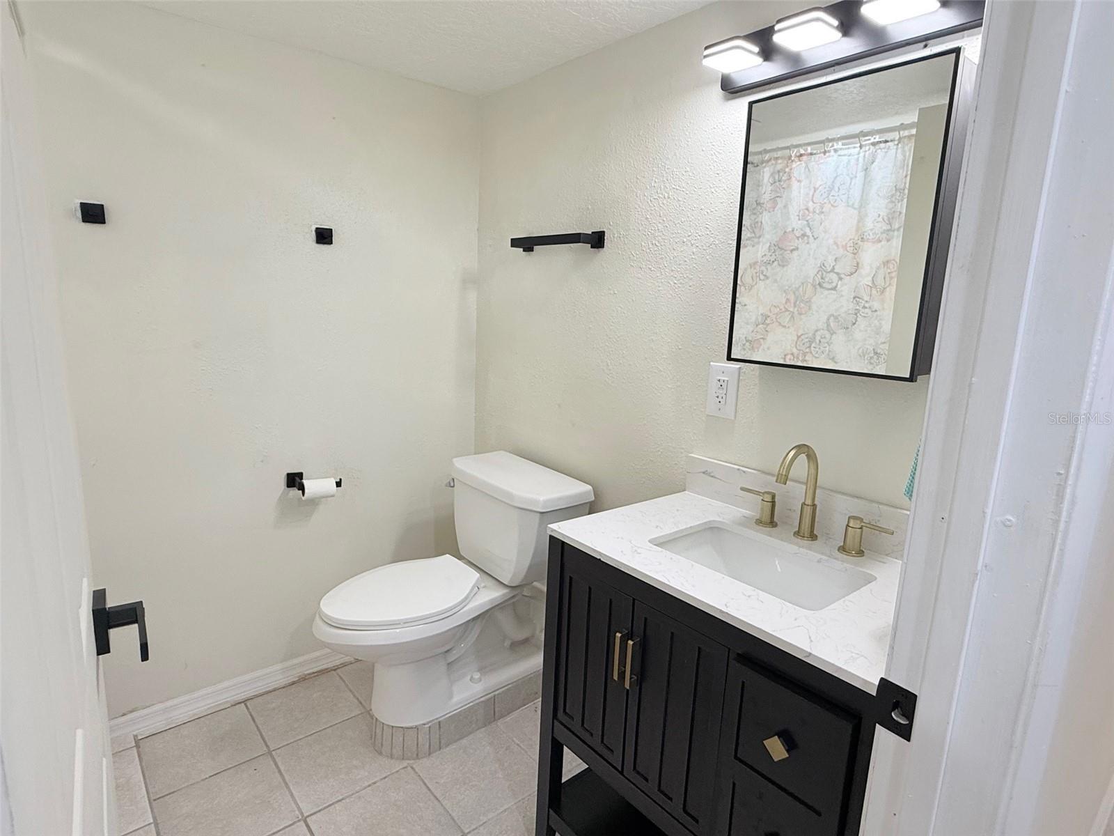 Image 13 of 16 For 707 40th Street W B