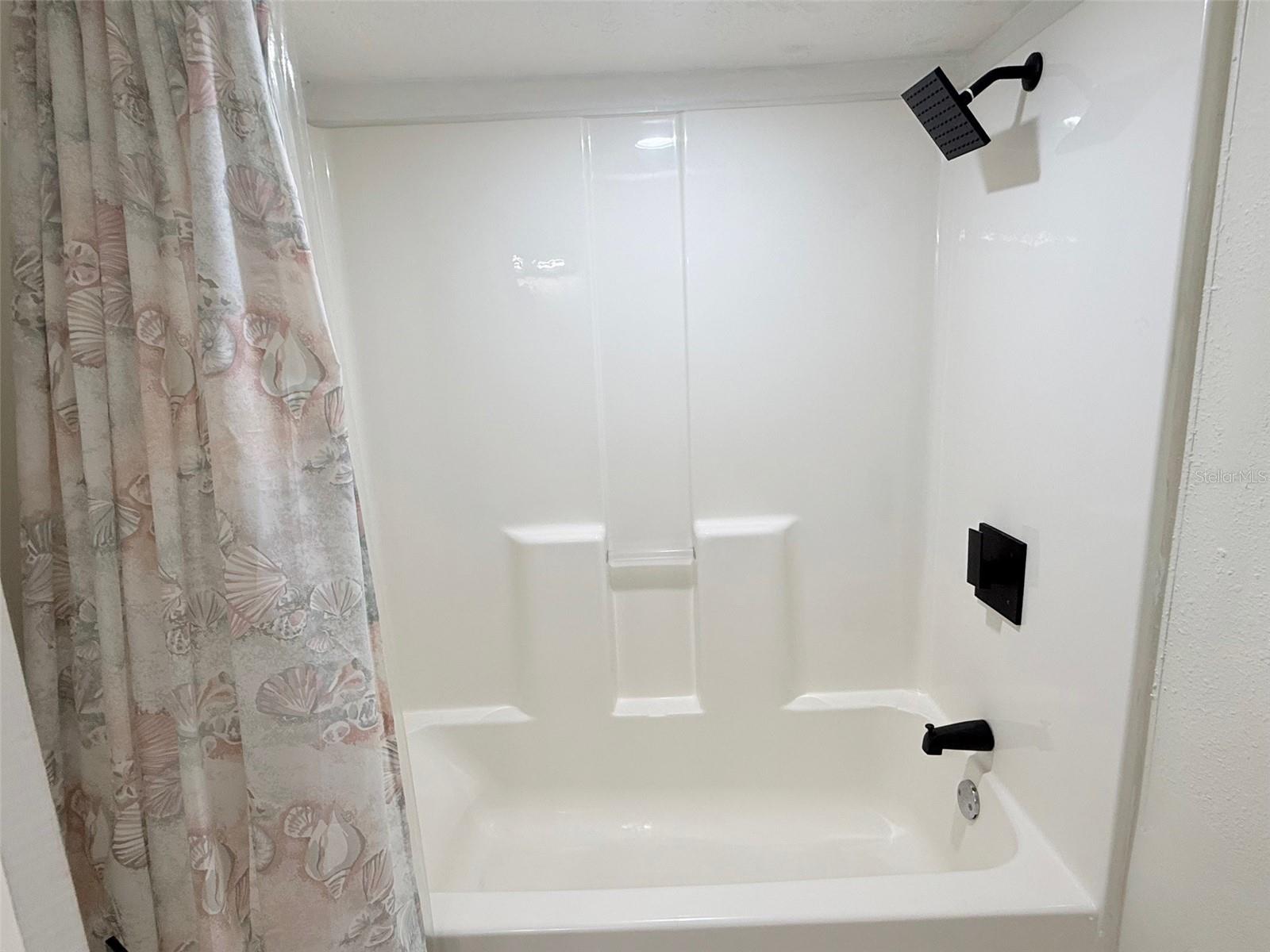 Image 14 of 16 For 707 40th Street W B