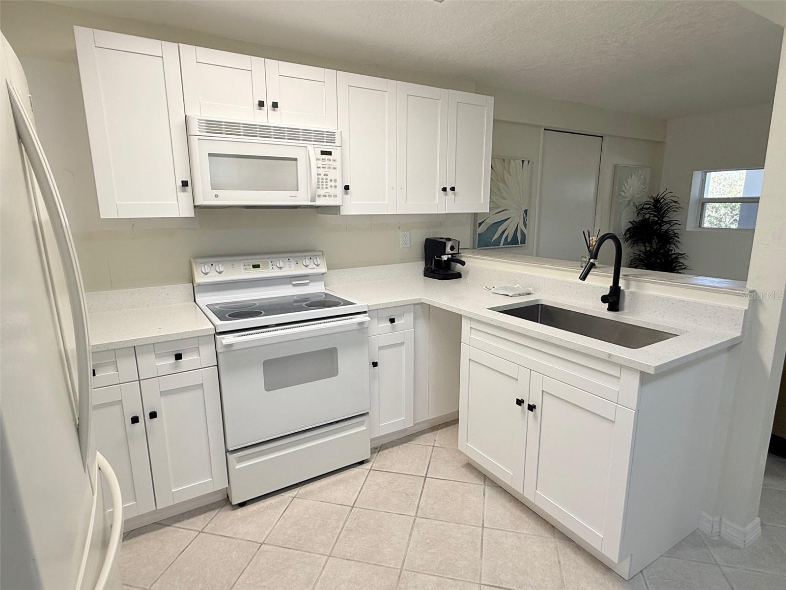 Image 7 of 16 For 707 40th Street W B