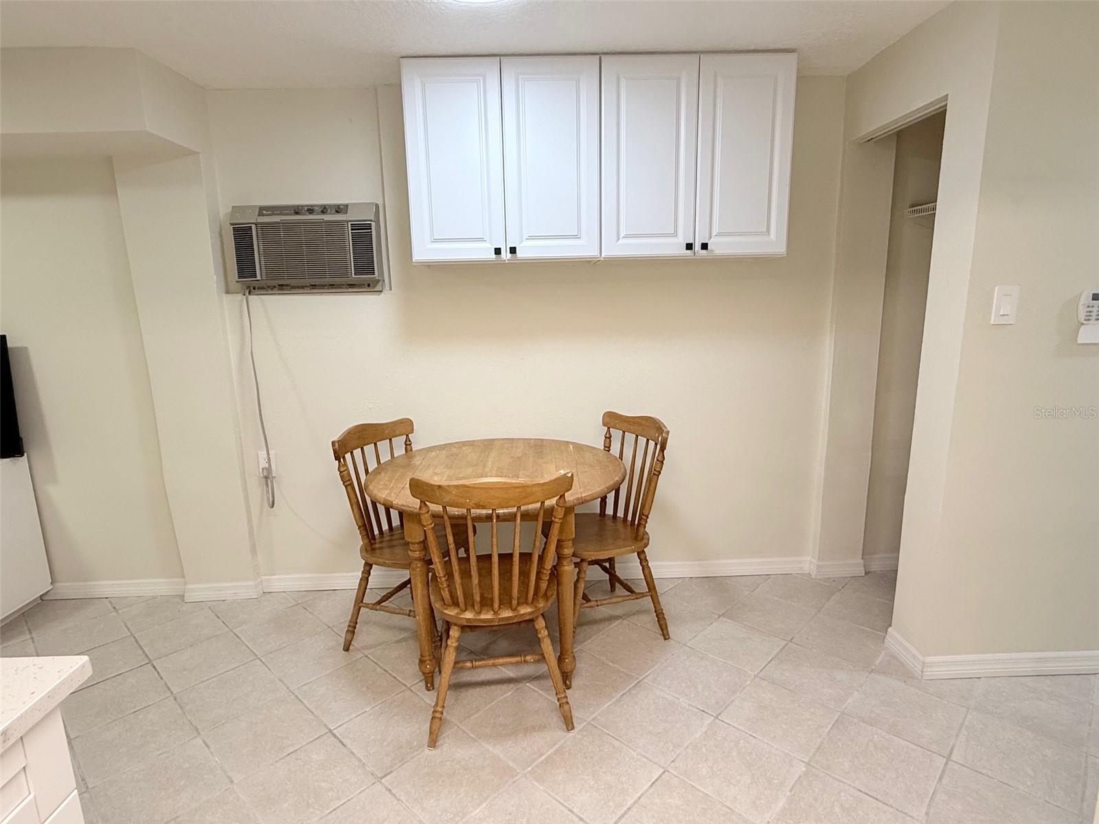 Image 8 of 16 For 707 40th Street W B