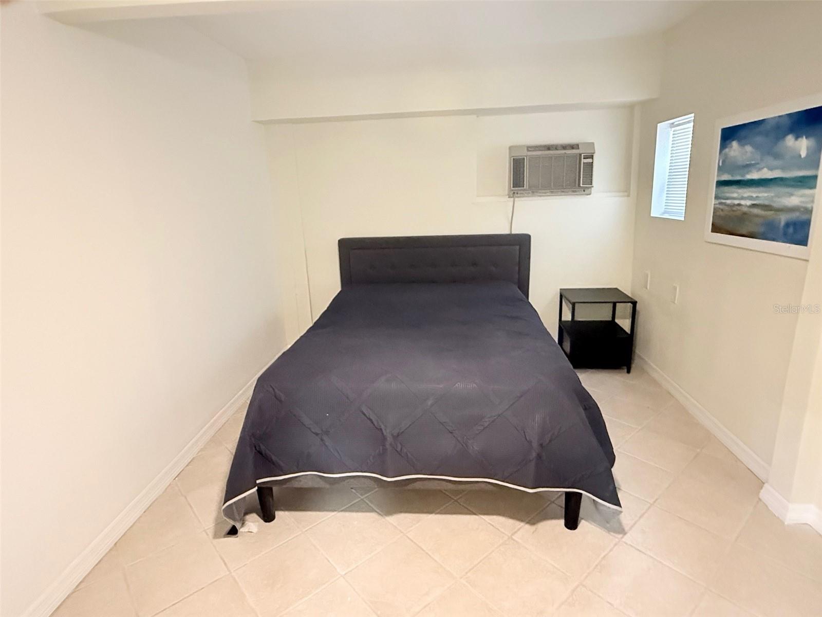 Image 9 of 16 For 707 40th Street W B