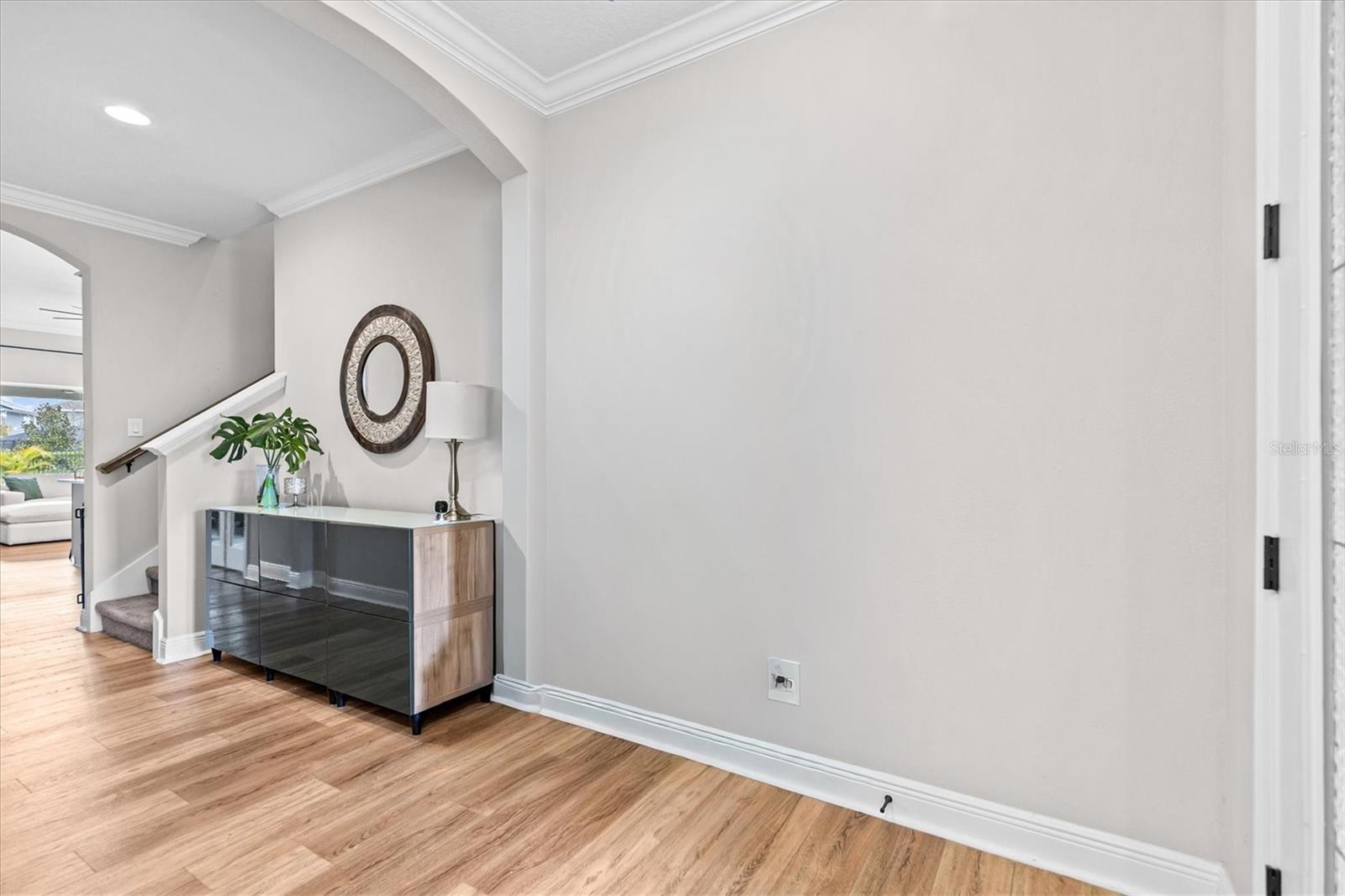 Image 8 of 67 For 5448 Wayfarer Avenue