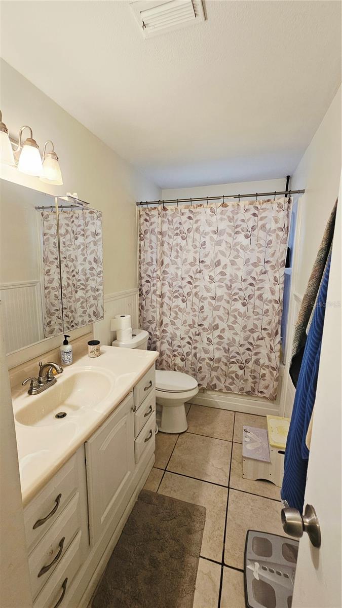 Image 13 of 16 For 3009 Willow Drive