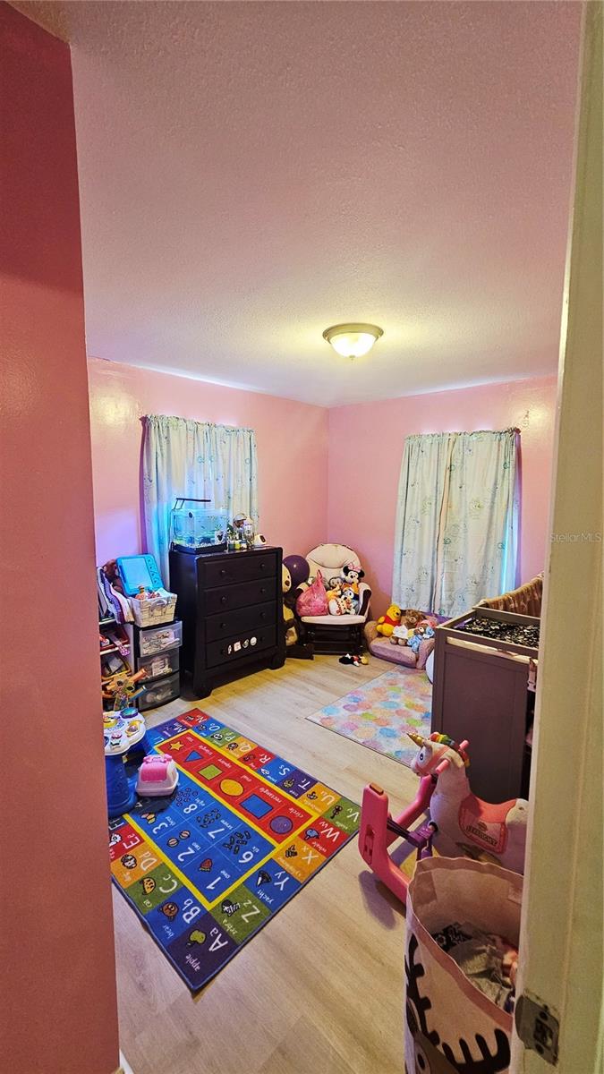 Image 15 of 16 For 3009 Willow Drive