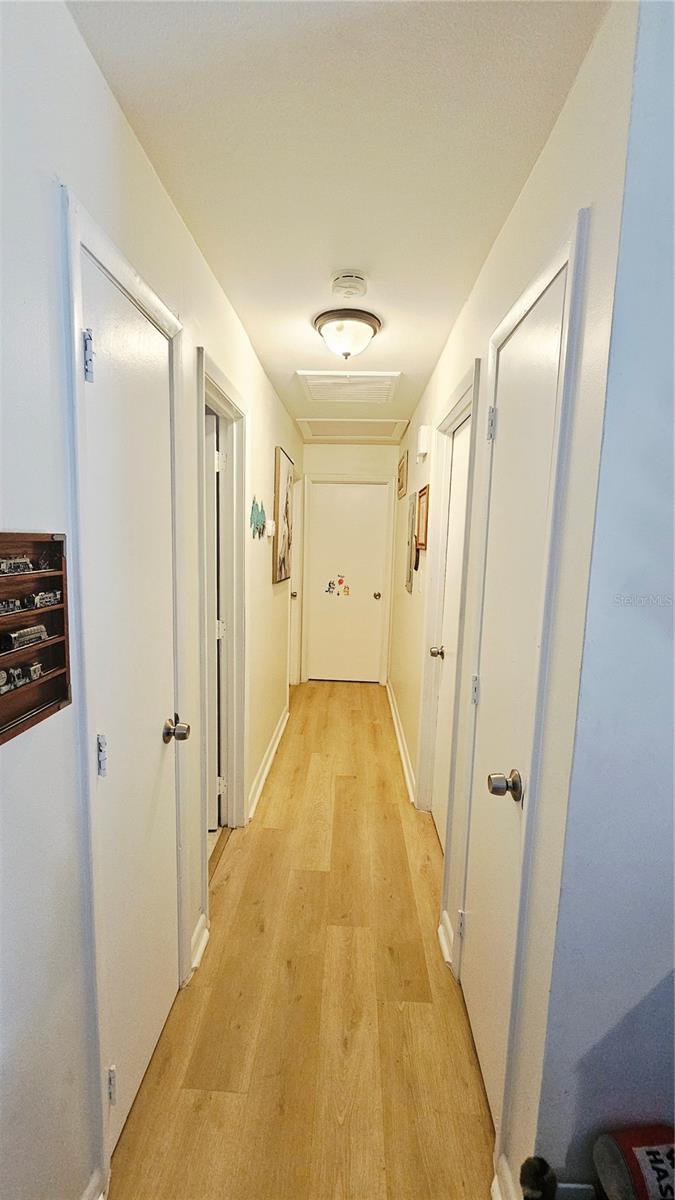 Image 4 of 16 For 3009 Willow Drive