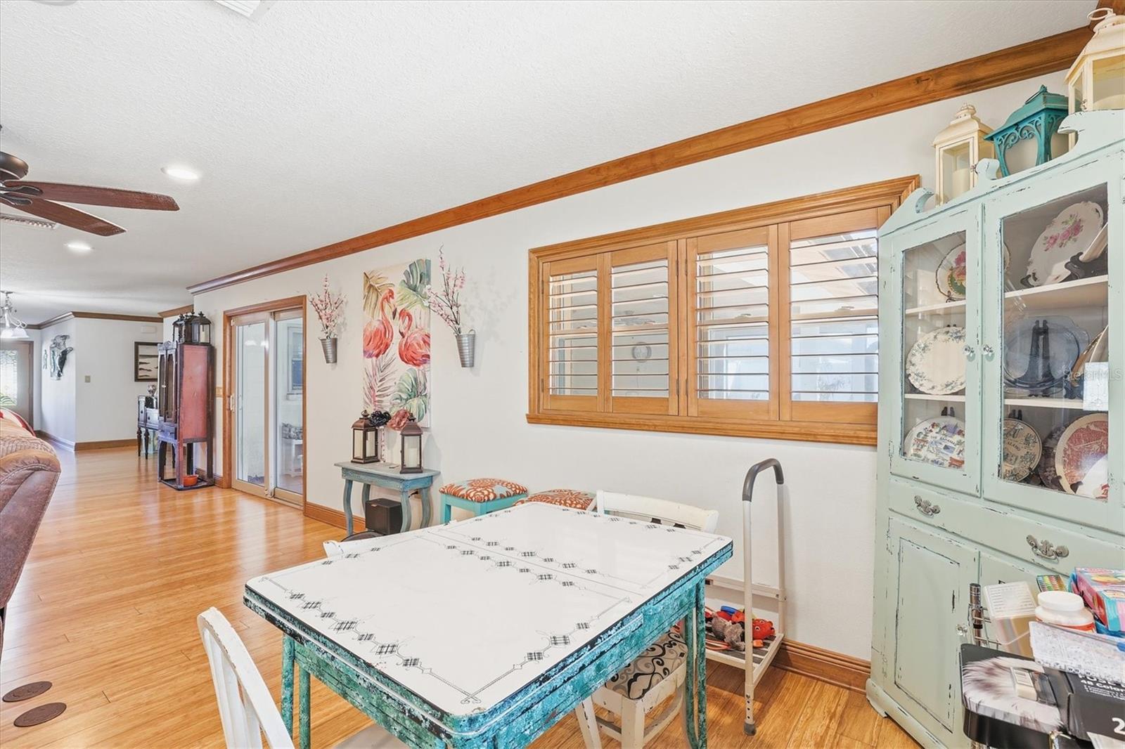 Image 14 of 45 For 807 Russell Drive