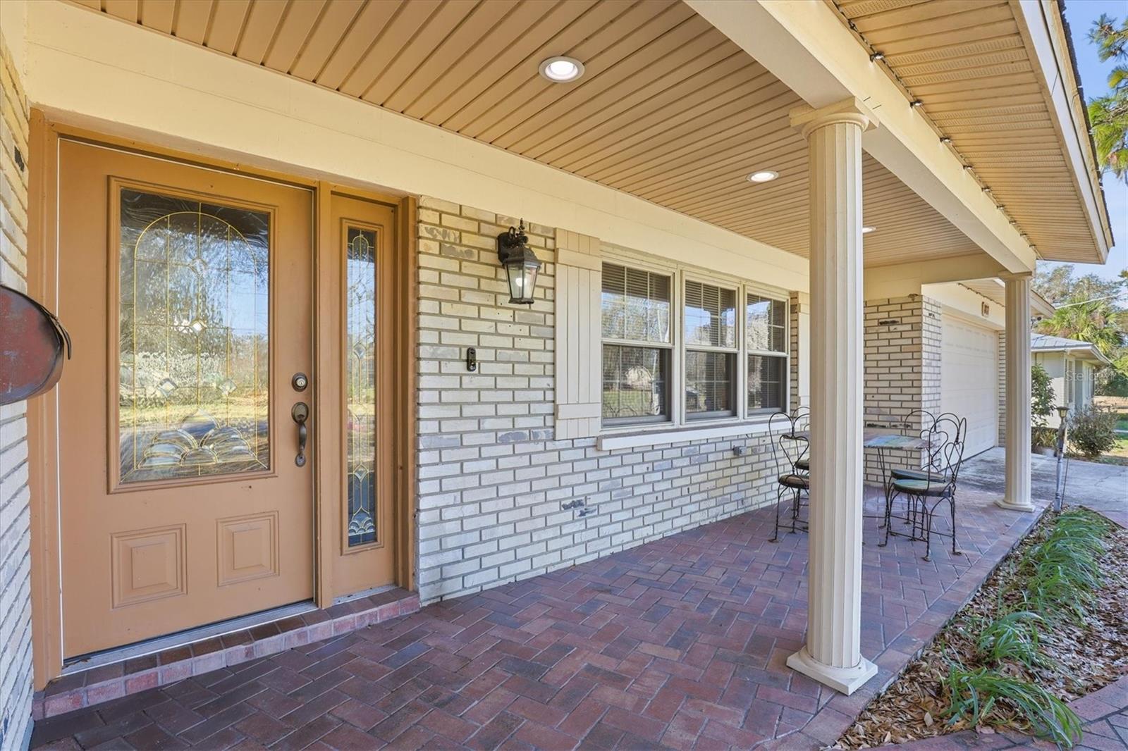 Image 2 of 45 For 807 Russell Drive