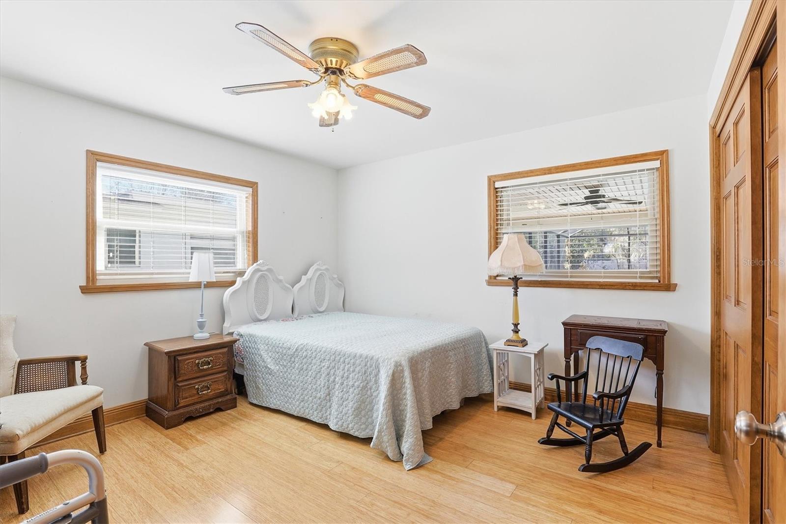 Image 25 of 45 For 807 Russell Drive