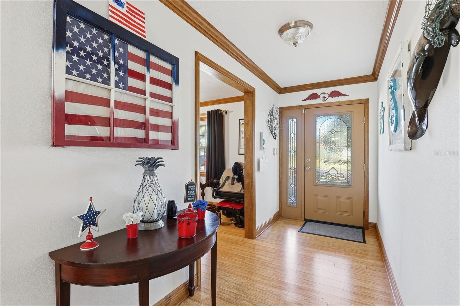 Image 3 of 45 For 807 Russell Drive