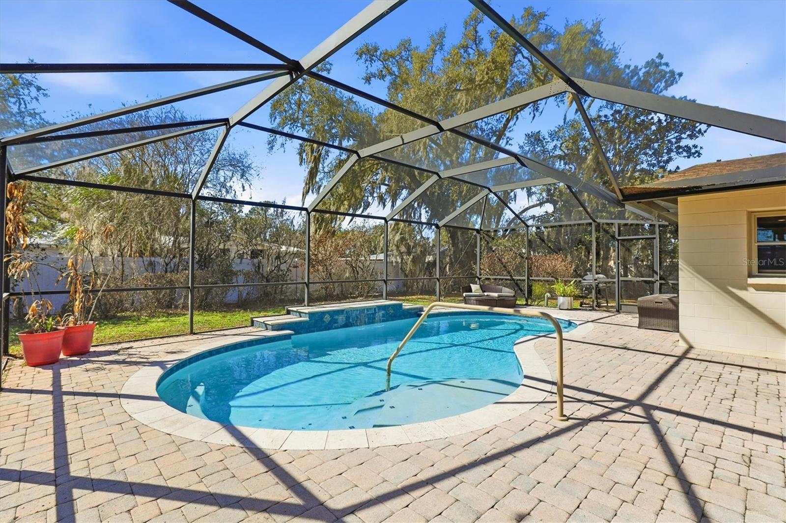 Image 36 of 45 For 807 Russell Drive