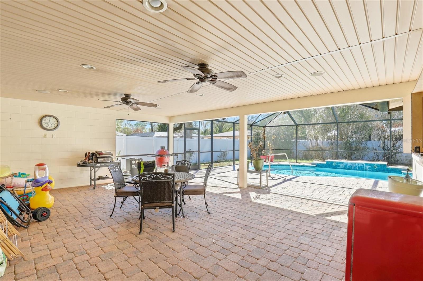 Image 37 of 45 For 807 Russell Drive