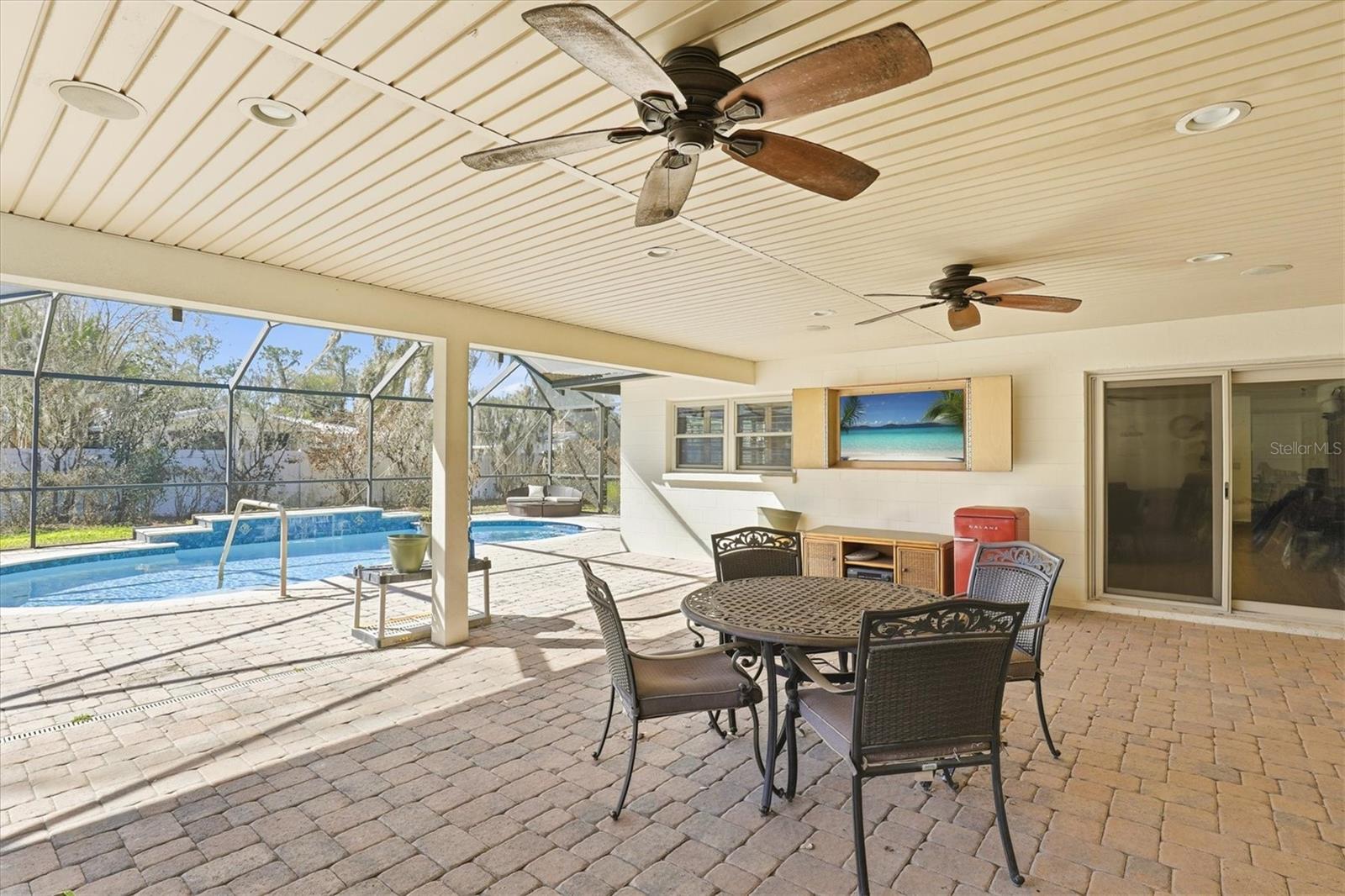 Image 38 of 45 For 807 Russell Drive