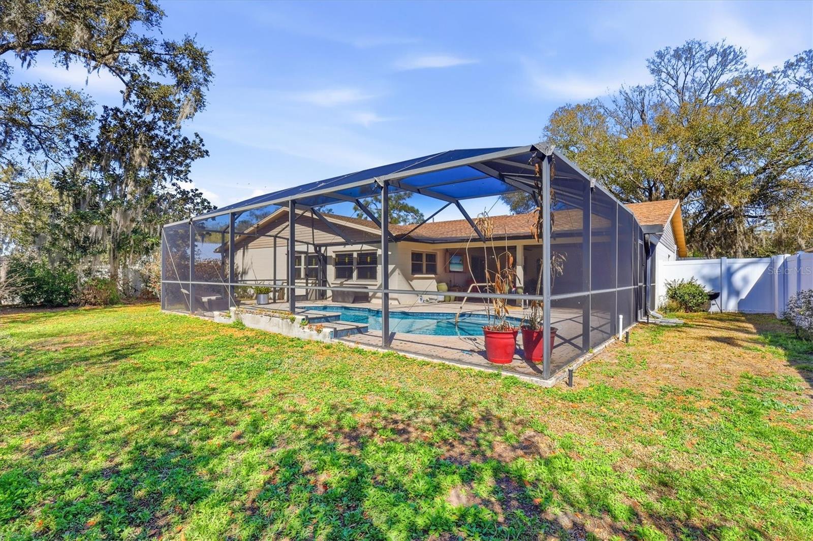 Image 39 of 45 For 807 Russell Drive