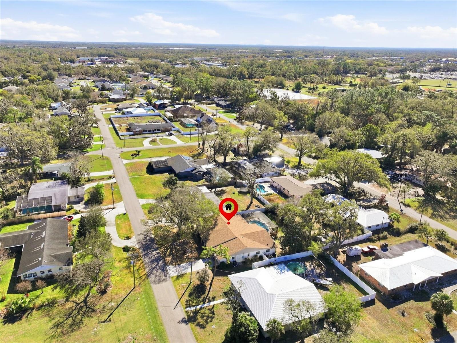 Image 43 of 45 For 807 Russell Drive