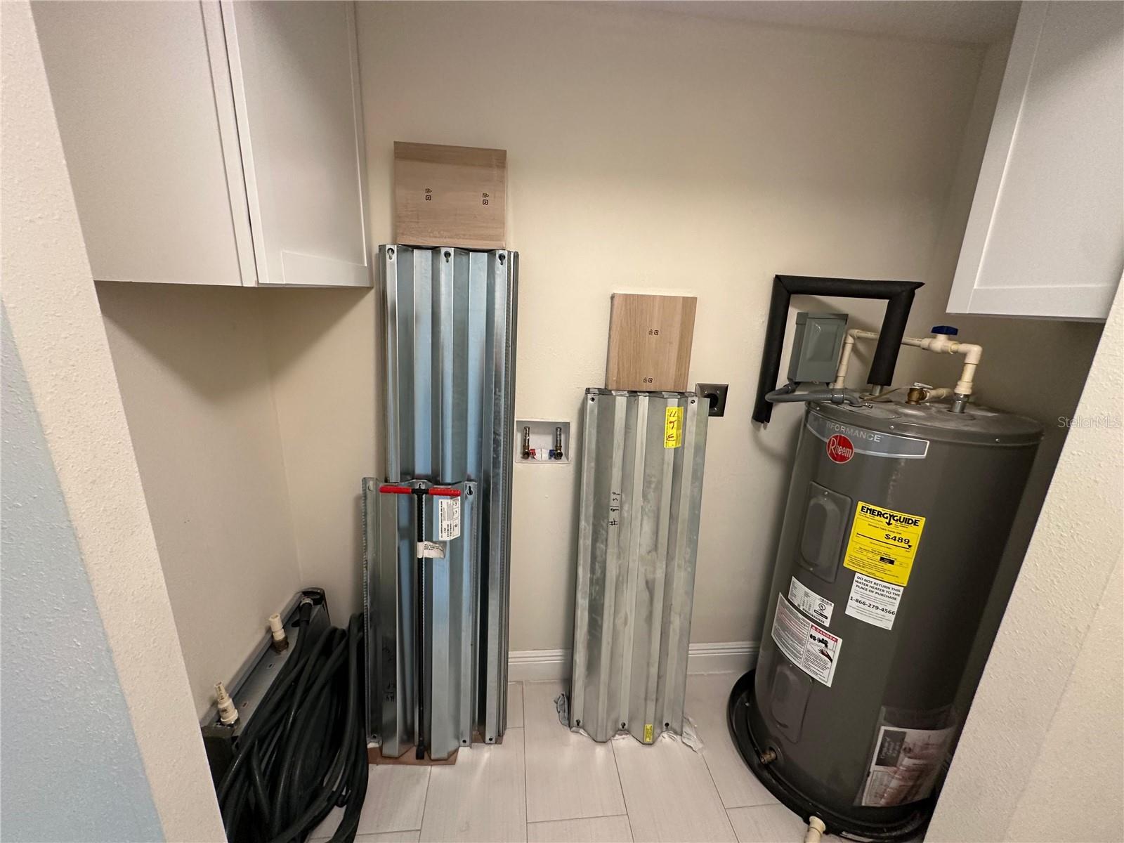 Image 12 of 28 For 4305 Henry Avenue