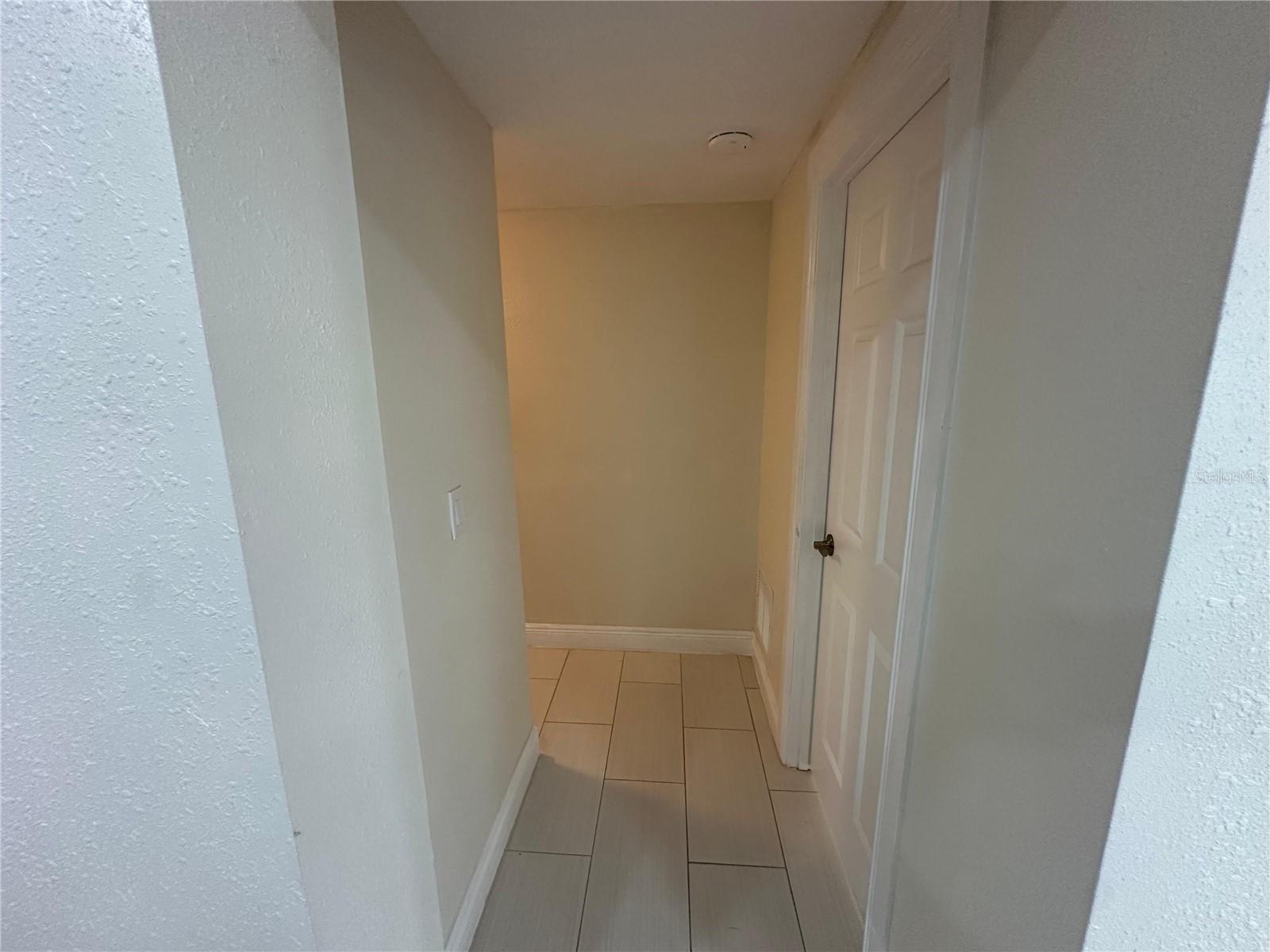 Image 19 of 28 For 4305 Henry Avenue