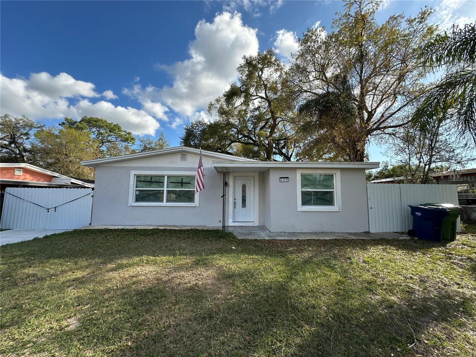 Image 2 of 28 For 4305 Henry Avenue