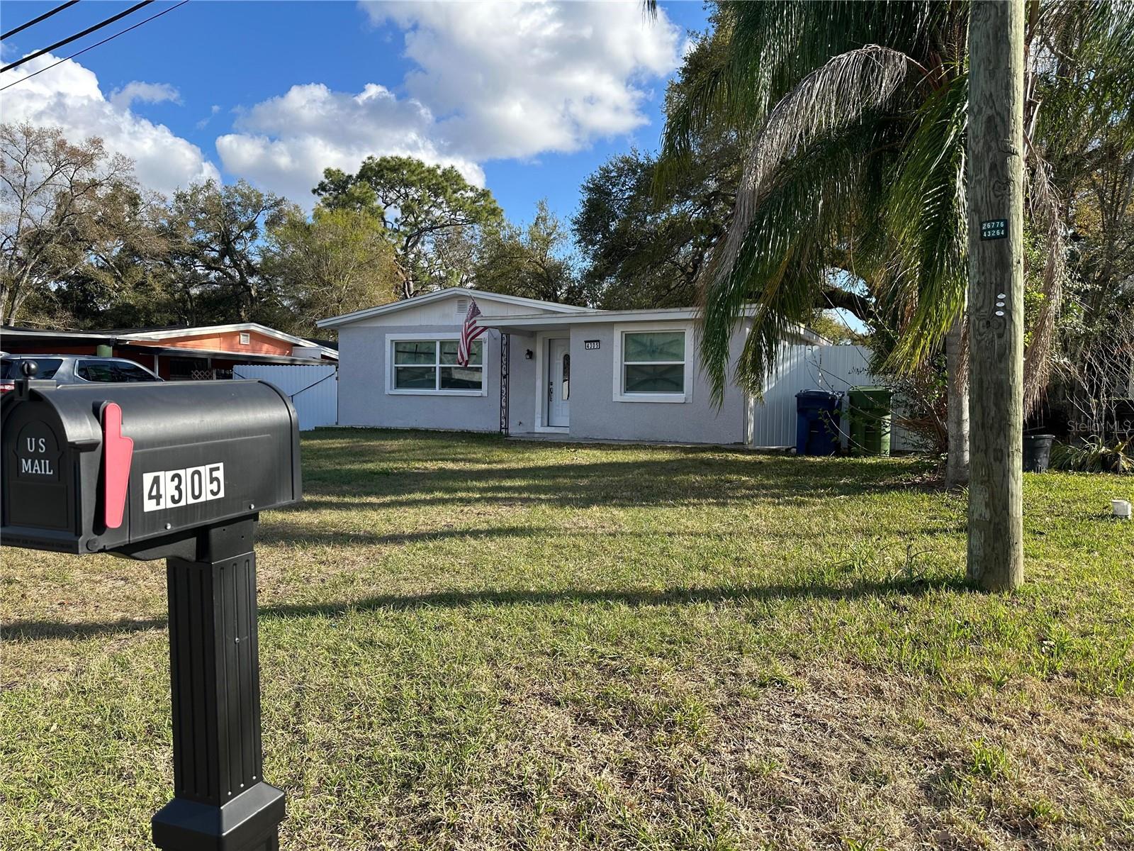 Image 5 of 28 For 4305 Henry Avenue