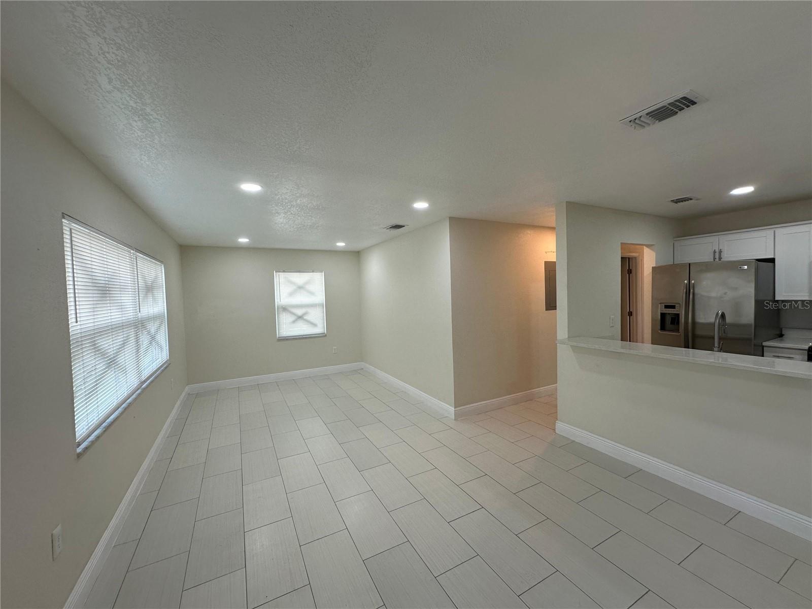 Image 8 of 28 For 4305 Henry Avenue