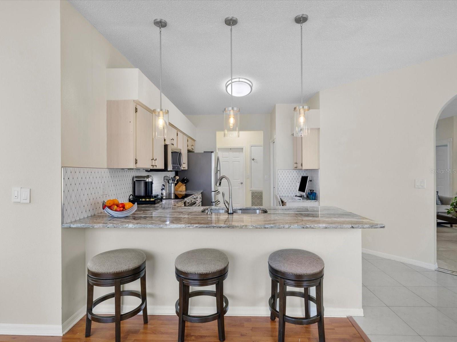 Image 16 of 71 For 11310 Glenmont Drive