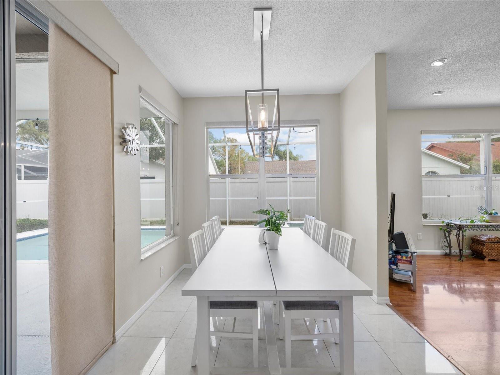 Image 18 of 71 For 11310 Glenmont Drive