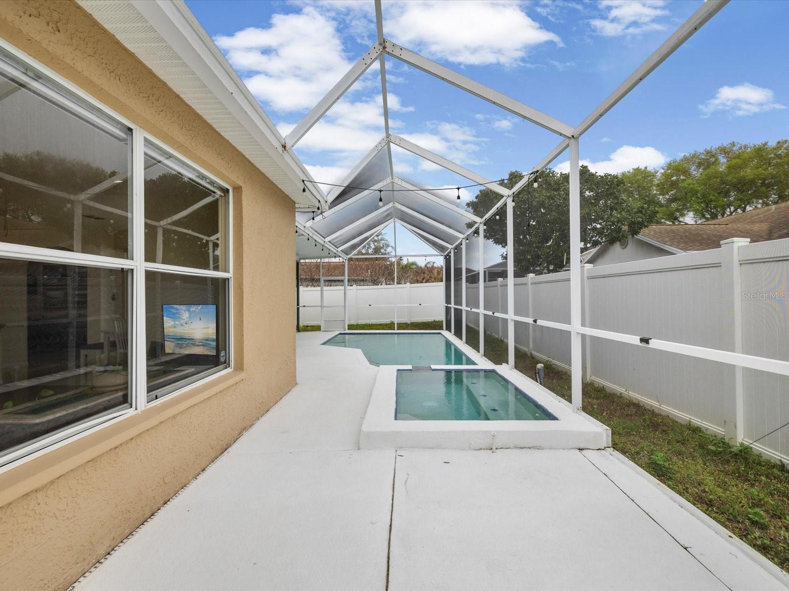 Image 23 of 71 For 11310 Glenmont Drive