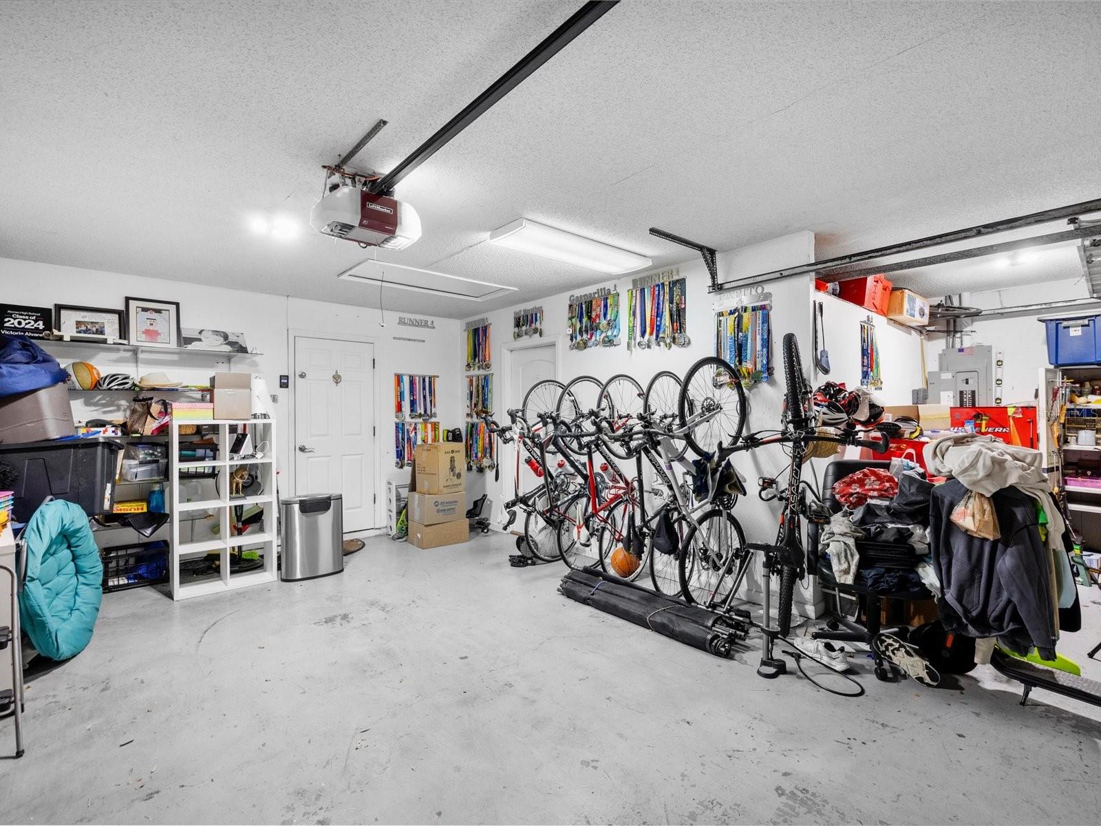 Image 32 of 71 For 11310 Glenmont Drive