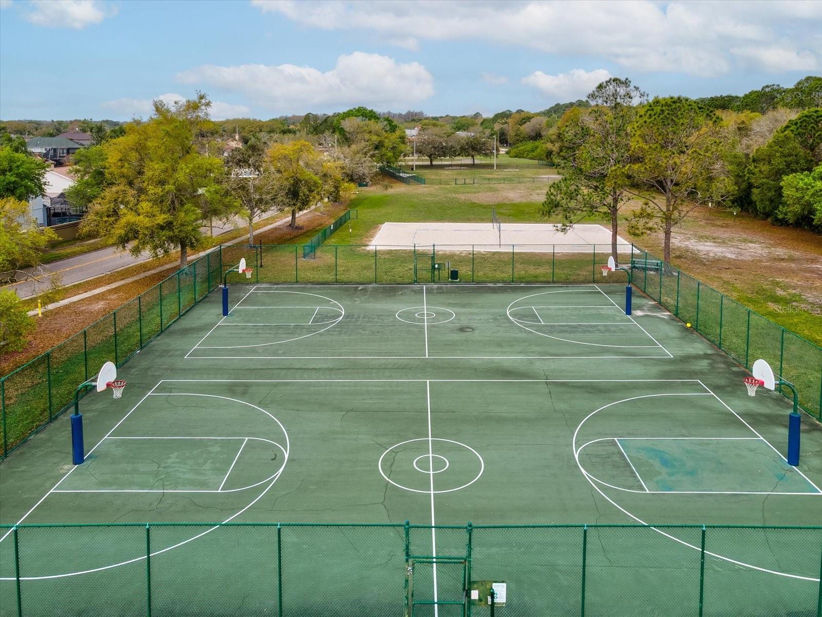 Image 53 of 71 For 11310 Glenmont Drive