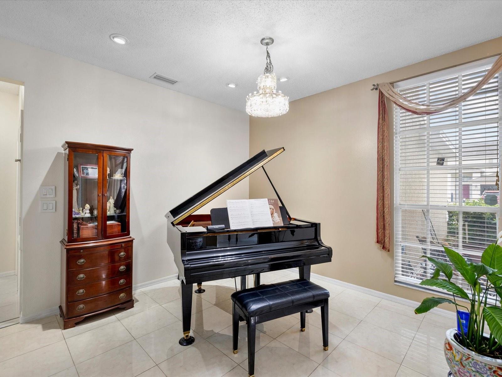 Image 7 of 71 For 11310 Glenmont Drive