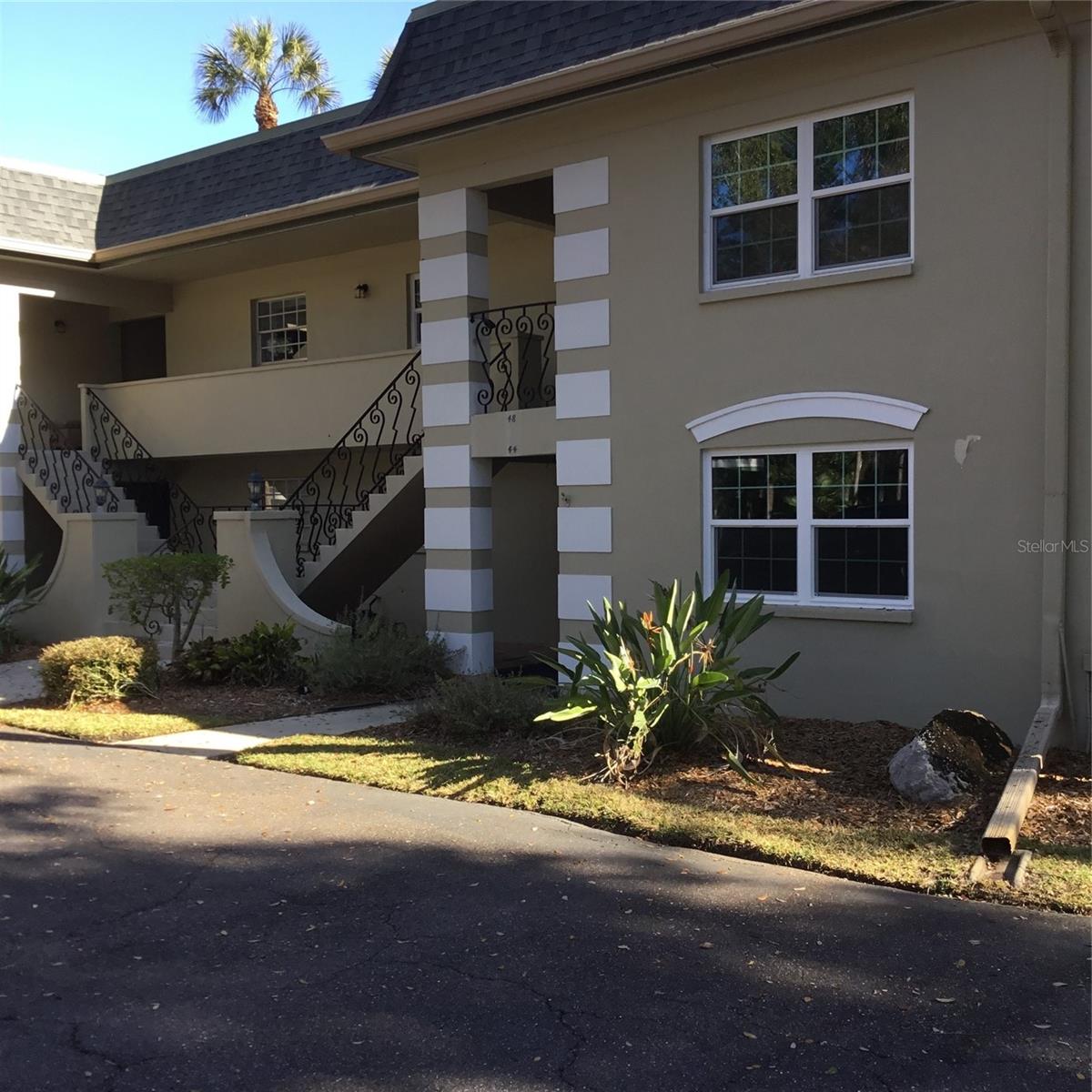 Details for 48 Country Club Drive 48, LARGO, FL 33771