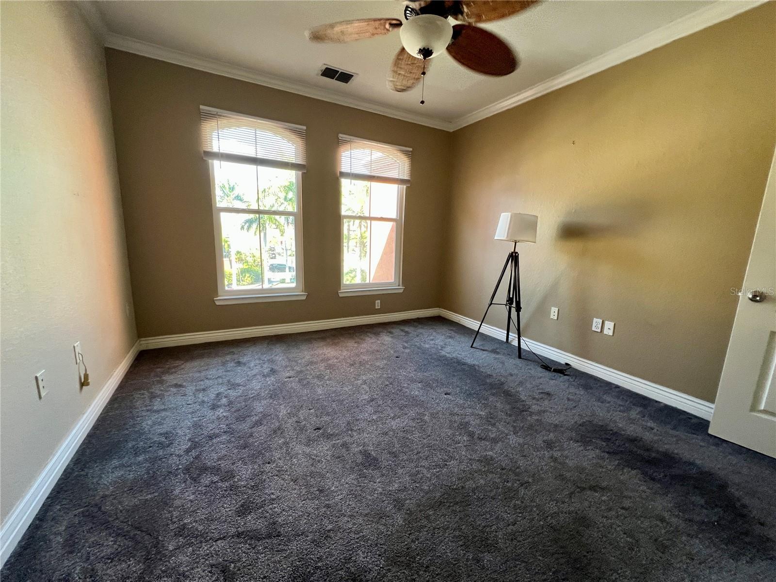 Image 7 of 12 For 2705 Via Murano  135