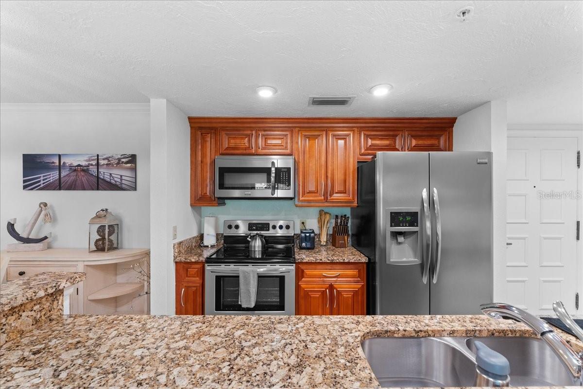 Image 12 of 42 For 36750 Us Highway 19  24-104