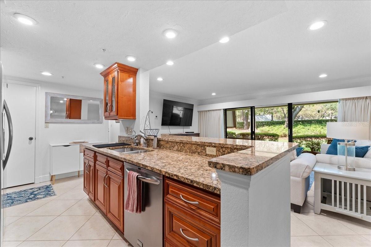 Image 15 of 42 For 36750 Us Highway 19  24-104