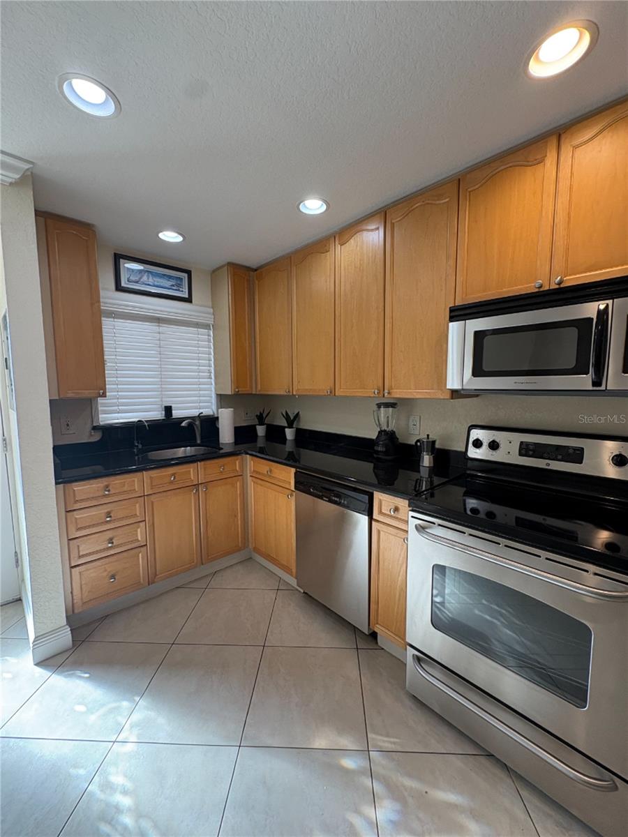 Image 30 of 40 For 11605 3rd Street E 306