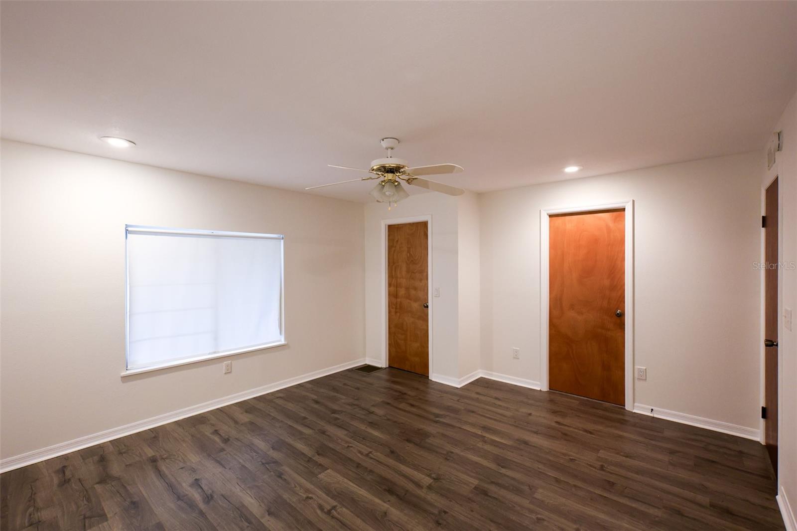 Image 13 of 31 For 248 Philadelphia Boulevard 55