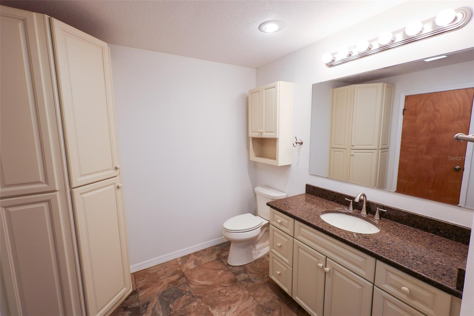 Image 15 of 31 For 248 Philadelphia Boulevard 55