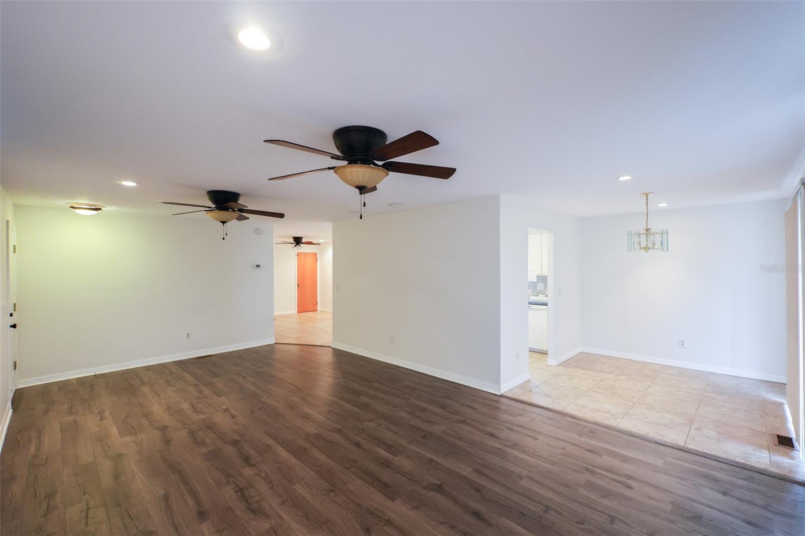 Image 29 of 31 For 248 Philadelphia Boulevard 55